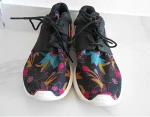 NIKE Roshe One Print Premium Run Damen Lauf Fitness Sport Schuhe Sneakers EU36,5 - Bild 1 von 7