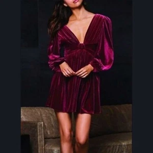 Gianni Bini Mariah stretch velvet mini dress in Jam pink deep v-neck cocktail 12 - Picture 1 of 10