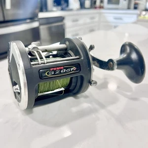 Penn 320 GT2 4.3:1 Trolling Super Levelwind Fishing Reel - Picture 1 of 9