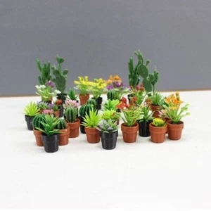 1:12 Plant Pot Green Leaves Playhouse Decor Dolls House Accessories - Picture 1 of 21