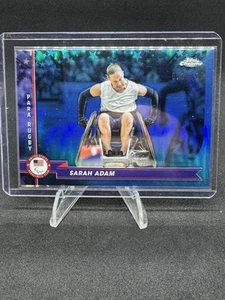 2024 Topps cromo Sarah Adam #72/150. Refractor azul - Imagen 1 de 3