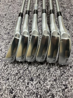 Srixon ZX5 MK-II Iron set 5-pw / Diamana ZX MK-II 60S - Image 1 of 4