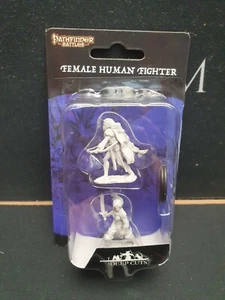 Female Human Fighter - D&D - Wizkids Deep Cuts Miniatures - Picture 1 of 2