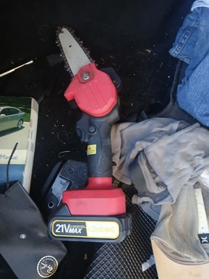 4" Mini Handheld Electric Chainsaw Cordless Chain Saw 21V 550W Battery Power - Image 1 of 2