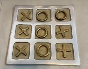 Juego de mesa vintage MCM aluminio latón macizo Tic Tac Toe 5 X's 4 O's 7,5x7,5 pulgadas - Imagen 1 de 7