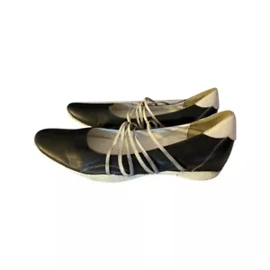 Scarpe Roberto Durville nere e bianche in pelle con cinturino piatto incrociato taglia 10/41 usate in ottime condizioni! - Foto 1 di 10