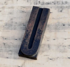 huge letter: U rare wood type letterpress printing block woodtype font antique - - Picture 1 of 1