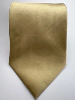 Corbata Puritan resistente a las manchas 60" de largo por 3,75" de ancho dorada Foto 1 de 4