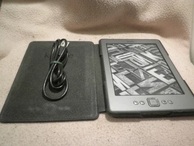 EBOOK KINDLE 4° GEN. NERO 2GB OTTIME CONDIZIONI GENERALI CON CUSTODIA ORIGINALE - Immagine 1 di 4