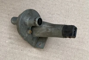 Porsche 924 944 2.5L Idle Air Control Valve - Picture 1 of 5