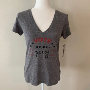 NWT! Signorelli Sz S Gray Graphic Vote Wine Party V-neck Short Sleeves T-Shirt - Picture 1 of 6