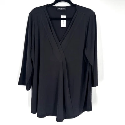 Blusa Lane Bryant NUEVA CON ETIQUETAS CUELLO EN V negra LS talla 18/20 satinada talla 2X madura plus Foto 1 de 4