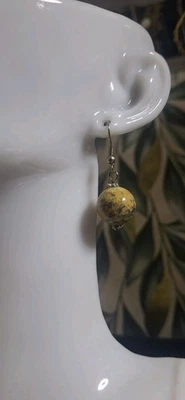 Висячие серьги из натурального камня/агата серебристого цвета бежевые/кремовые  - Изображение 1 из 4