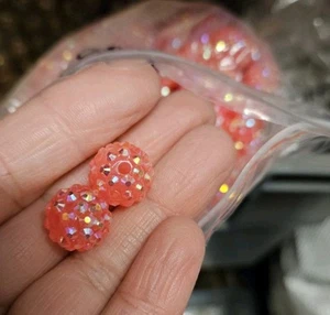 200+ Light Red Plastic Disco Crystal Rhinestone Beads For Jewellery Bracelets - Picture 1 of 4