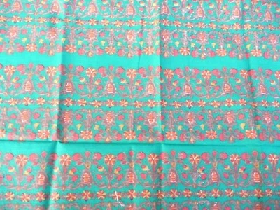 TISSU vintage ancien  en coton fleuri fond vert - Photo 1/4