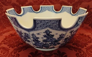 Mottahedeh Blue and White  Porcelain 10-3/4" Monteith Bowl - Very Nice! - Picture 1 of 4