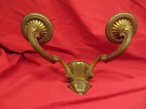 2 MATCHING SOLID BRASS ~ ART DECO ~ WALL SCONCES ~ ANTIQUE LIGHTING - Picture 1 of 8