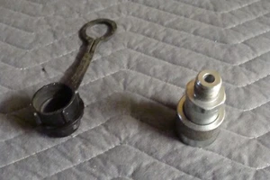 2 Pc. Enerpac Coupler- 10,000 PSI- Model # CR40003295x - Picture 1 of 2