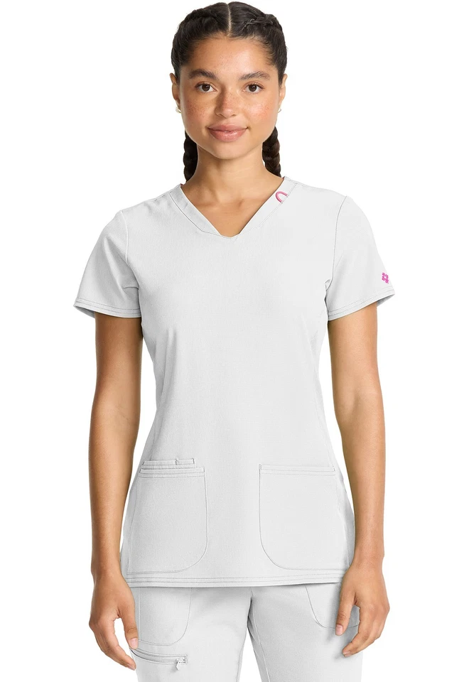 Blusa feminina Med Couture Scrubs gola V MC702 WHT branca alargamento frete grátis - Imagem 1 de 4