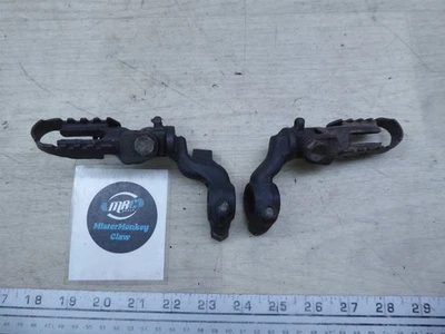 Yamaha DT100 1974 Enduro Y20961) Juego de estriberas delanteras izquierda y derecha  Foto 1 de 4