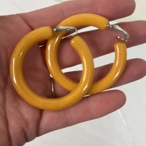Vintage Bakelite Clip On Earrings Yellow Butterscotch Hoop Round 2” - Picture 1 of 6