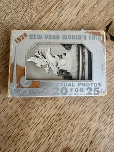 Vintage 1939 New York World's Fair Souvenir 20 Miniature Photos - Complete Set - Picture 1 of 4