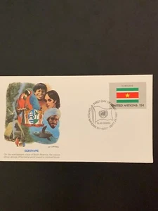 Stamps: UN,  FDC 30,  Scott 330,  Suriname  Flag,  1980  NY - Picture 1 of 1