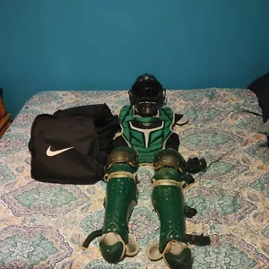 Louisville Slugger Adult Baseball Catcher's Helmet chest protector, leg guard s - Picture 1 of 8