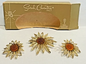Vintage Sarah Coventry SONNENBLUME BROSCHE Anstecknadel & OHRRINGE SET mit einer Box - Bild 1 von 11