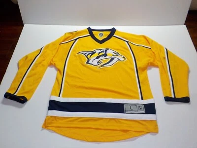 Camiseta deportiva de hockey juvenil bordada amarilla grande de los Nashville Predators para niños Foto 1 de 4