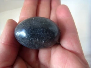 40mm Unusual Grey VERDITE CRYSTAL MINERAL HAND CARVED EGG South Africa jt124 - Picture 1 of 1