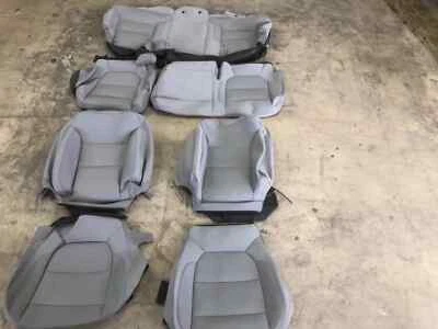 Chevrolet Silverado 2019 2020 2021 doble cabina tela OEM cubiertas de asiento de fábrica Gideon Foto 1 de 4