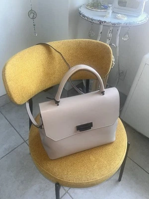 意大利制造的真皮手提包 — 第 1/4 张图片