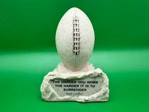 VINCE LOMBARDI Stone Football Briefbeschwerer "The Harder You Work..." Statue Zitat - Bild 1 von 5