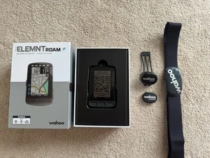 Wahoo Elemnt Roam V1 GPS Bike Computer + Cadence, Speed & Heart Sensors - Picture 1 of 4