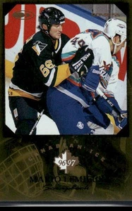 1996-97 Donruss Canadian Ice #16 Mario Lemieux Mario Lemieux Scrapbook #/1966 - Picture 1 of 2