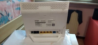 router wifi Telecom  - Immagine 1 di 2