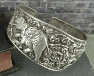 Brazalete ancho cónico vintage de plata de ley 925 elefantes y pergaminos - Imagen 1 de 12