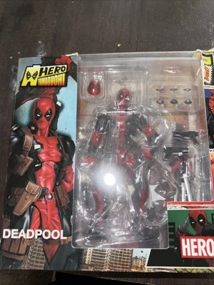 NUEVO ~ DEADPOOL 001 Hero Yamaquohi Figura de Acción Yamaguchi | CAJA DAÑADA | Foto 1 de 4