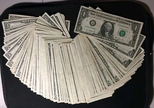 100 $1 DOLLAR BILLS IN ***STAR**NOTES*** - Picture 1 of 2