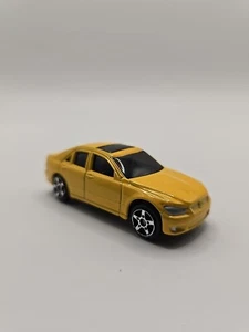 Maisto Lexus IS300 yellow - Picture 1 of 8