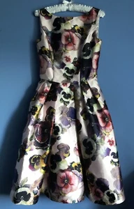 Chi Chi London Light Pink Floral Dress Size 6 8 Back Zip Wedding Occasion 50s - Picture 1 of 3