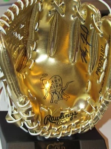 Max Fried Signed Rawlings Mini Gold Glove Atlanta Braves Beckett COA Autographed - Picture 1 of 5