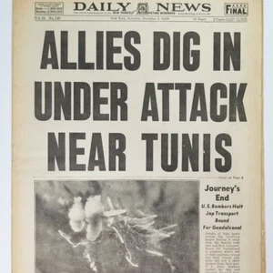 WW2 Newspaper Daily News New York Allies Under Attack Near Tunis December 5 1942 - Picture 1 of 12