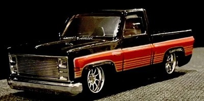 Rueda y neumático Hot Wheels 83 Chevy Silverado PERSONALIZADOS pilotos reales Foto 1 de 4