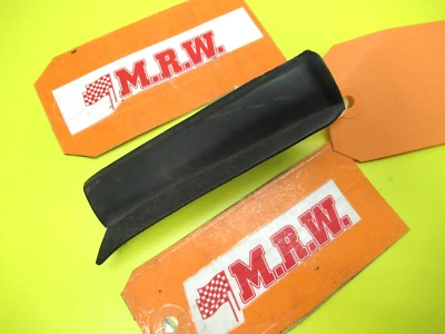 MOLDURA TRASERA CONVERTIBLE PARTE SUPERIOR DEL CUARTO PANEL LADO DEL PASAJERO RR 00-05 MR2 SPYDER Foto 1 de 4