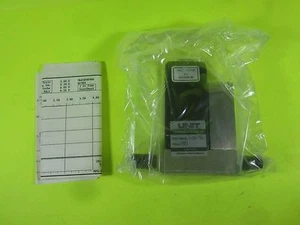 Unit Instruments w/ CAL DATA 200 SCCM, He -- UFC-1500A -- New - Picture 1 of 8