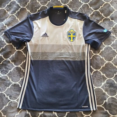 Adidas Suecia 2015/16 visitante para hombre M nuevo con etiquetas Foto 1 de 4