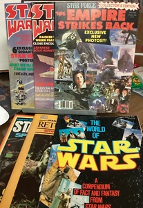 LOTTO DI 6 LIBRI RIVISTE VINTAGE STAR WARS IMPERO COLPISCE ANCORA RITORNO JEDI - Foto 1 di 7