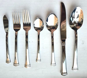 TOWLE Wave COLONNADE Silverware for 6 Stainless Steel 18/10 Set 36pcs Flatware - Picture 1 of 15